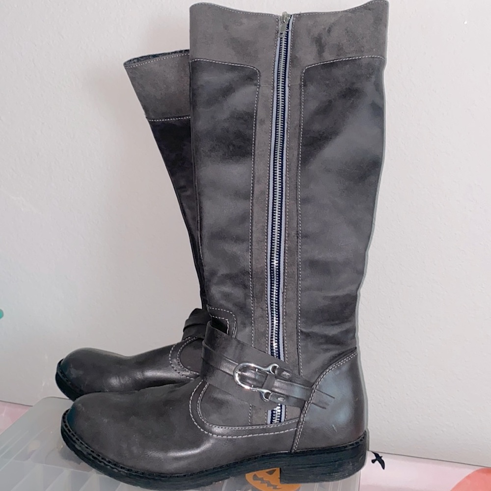 Gently worn super cute, calf hight boots
